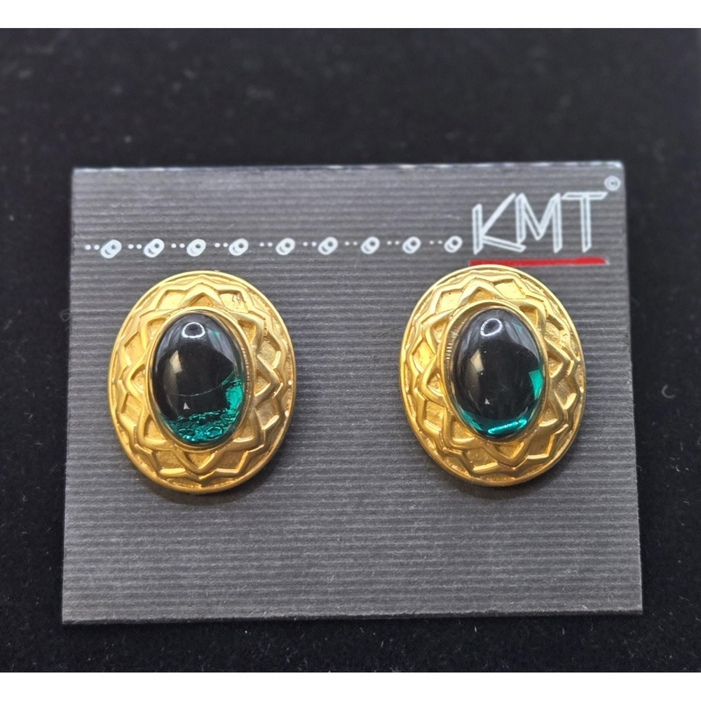 Vintage KMT Oval Goldtone Green Cabochon Border Design Postback Earrings NOS